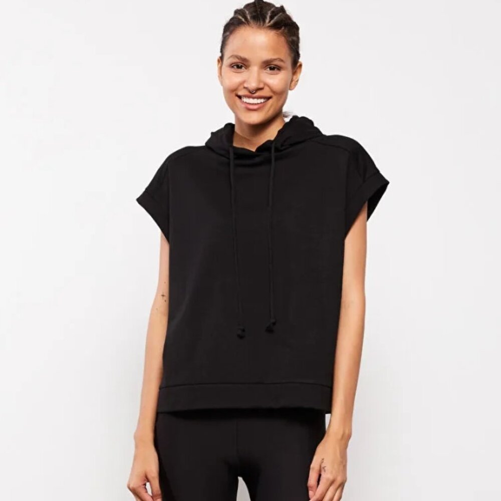 NWT Xersion Short Sleeve Hooded Fleece lined Shirt With Pockets - Picture 1 of 9